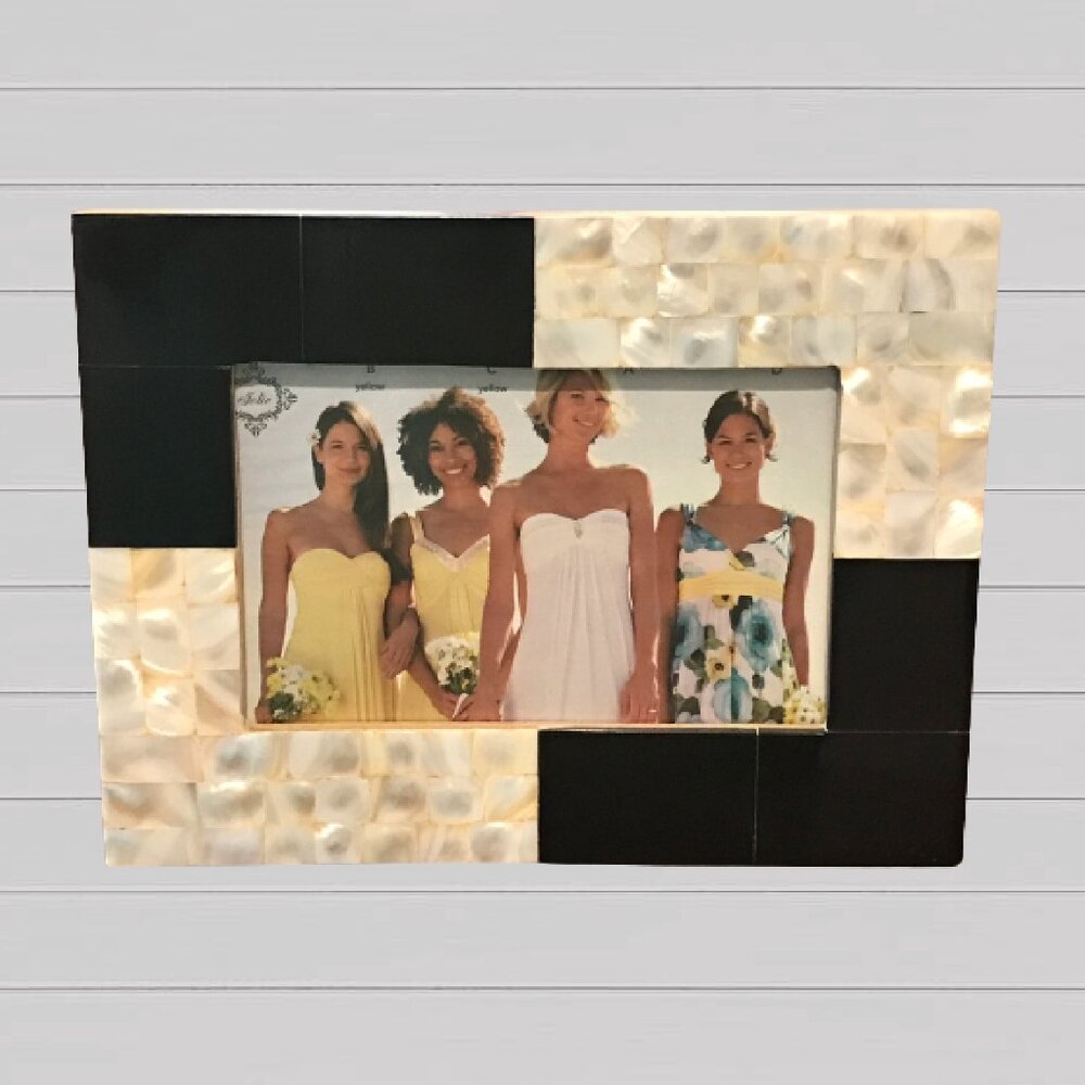 Black Tile & Mother-of-Pearl Lacquer Finish Frame (3.5" x 5")